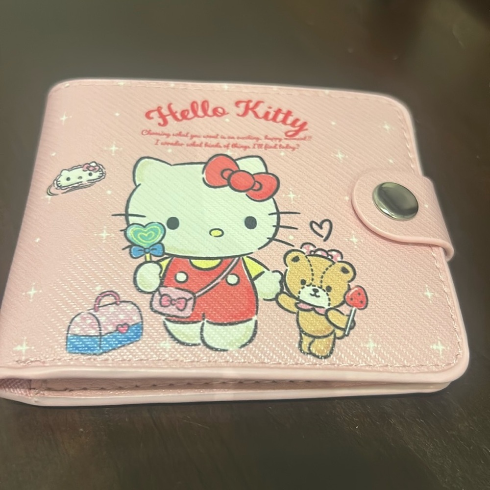 Sanrio Hello Kitty Wallet and Key Chain NEW - Picture 2 of 10